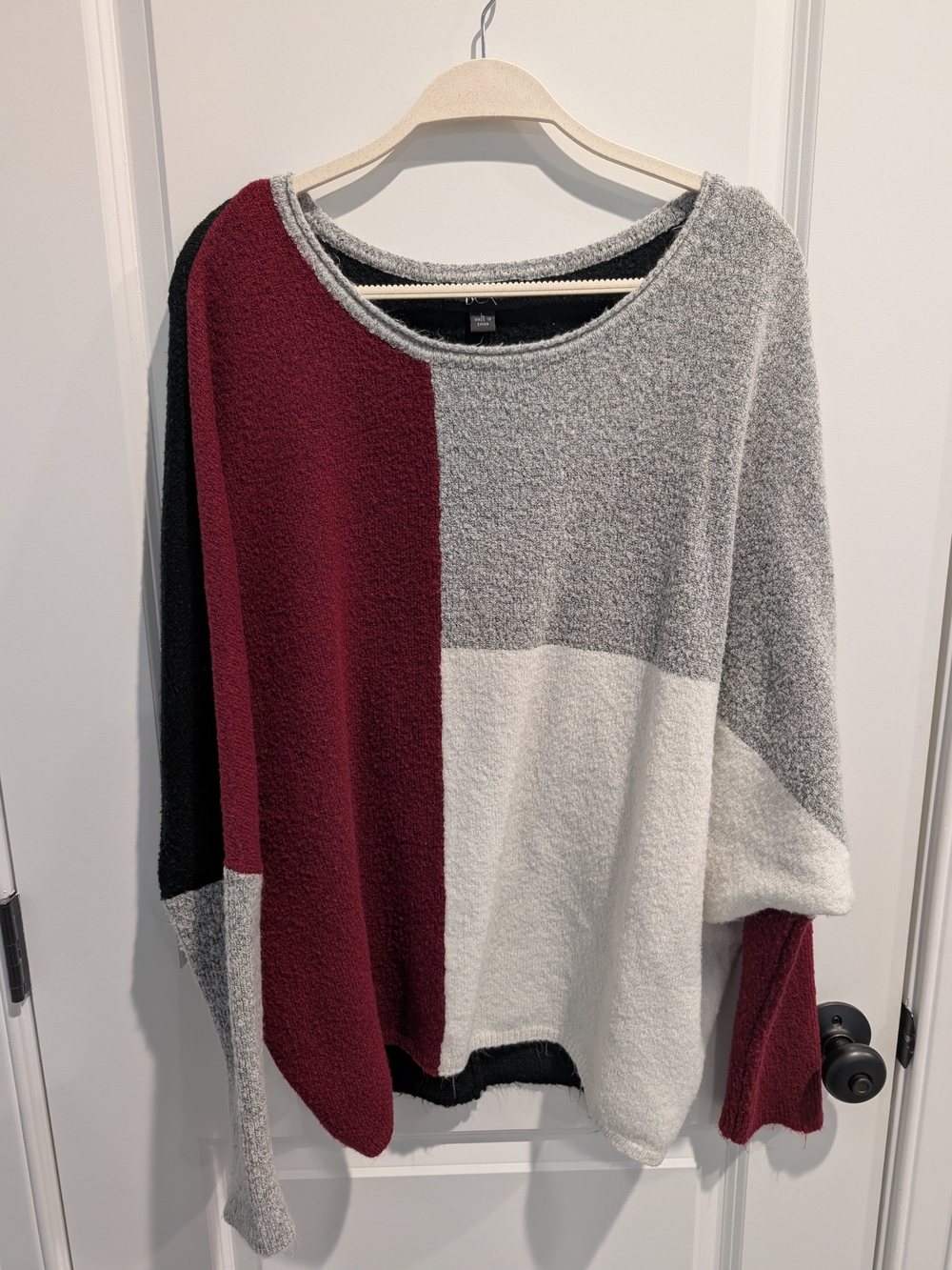 BCX Women's Colorblock Scoop Neck Sweater in Gray, Burgundy, Black, White